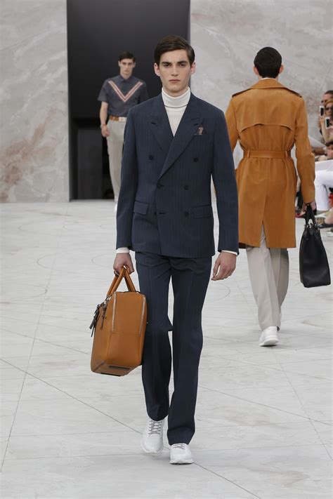 louis vuitton mens official website|louis vuitton outfits for men.